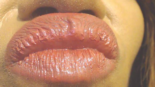 Fetish Clips And Beyond Oily Lip Sniff 00005