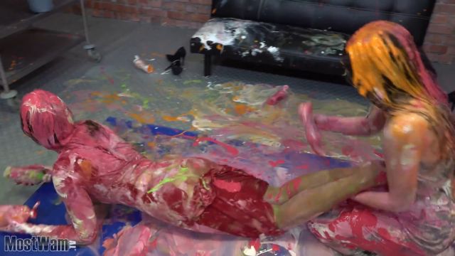 Watch Online Porn – Paint Fight At the Painting Class Sky And Rachel – MostWam (MP4, FullHD, 1920×1080)