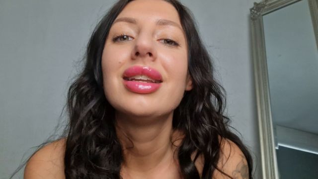 Watch Online Porn – Tattooed Temptress – Jerk To Mommies Lips (MP4, FullHD, 1920×1080)