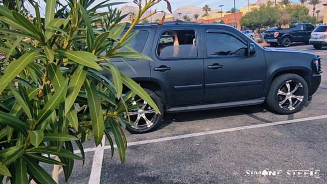 TheSimoneSteele - MUSCLE LESBIAN PARKING LOT PLAY 00012