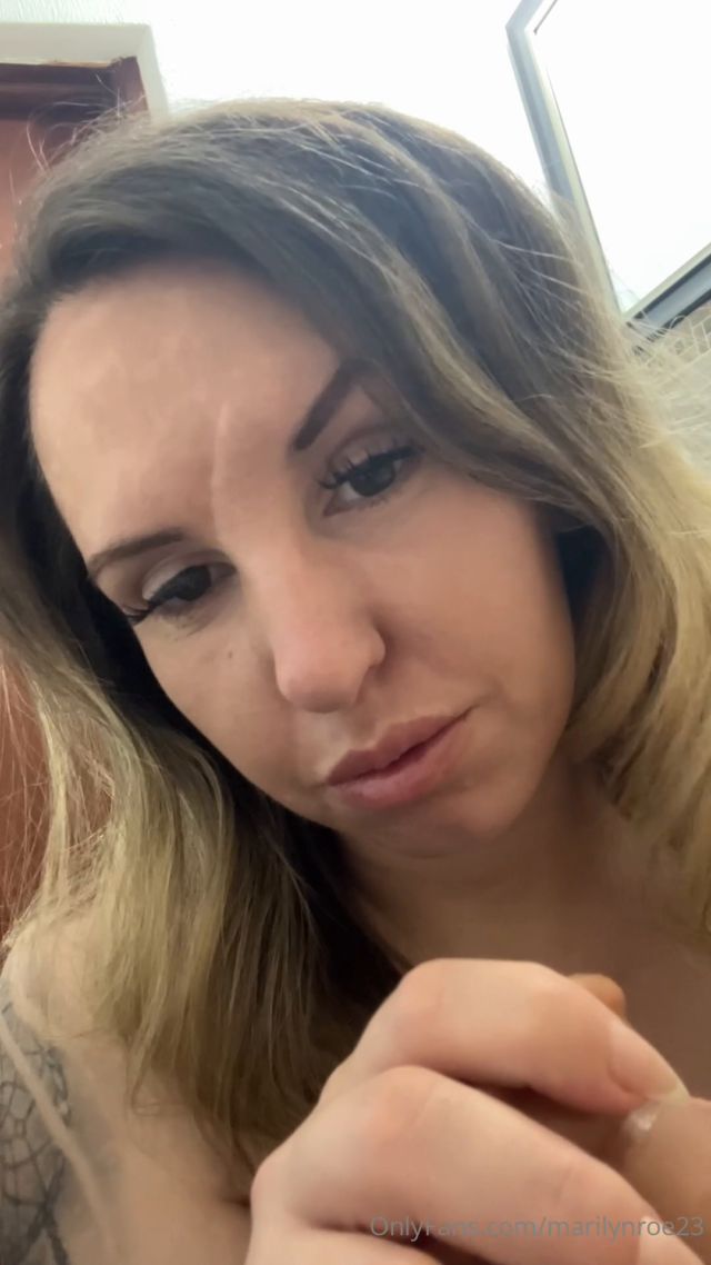 marilynroe23 09-06-2024-3353554397-Cucks goon all weekend long to porn 00003