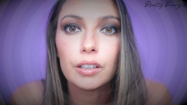 Watch Online Porn – Bratty Bunny Look Into My Eyes Deeply (MP4, FullHD, 1920×1080)