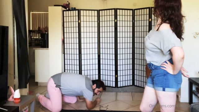 Beastcage Ballbusting - Punishing a guy for disobedience 00015