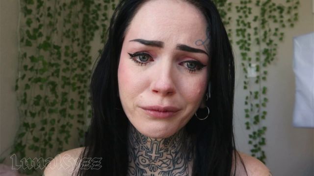 Watch Online Porn – Luna Kyzz – Crying for Daddy (MP4, FullHD, 1920×1080)