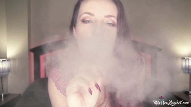 Watch Online Porn – Mistress LucyXX – Sniff and Smoke Snooze (MP4, FullHD, 1920×1080)