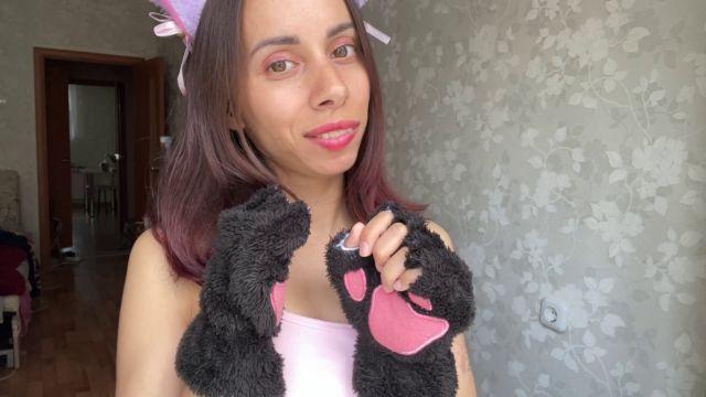 Pantera Nika - Horny Cat Girl Shows Her Pretty Face and Really Long Tongue 00000