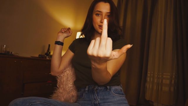 Babyheavanian - Middle finger Loser Stroke for me 00009