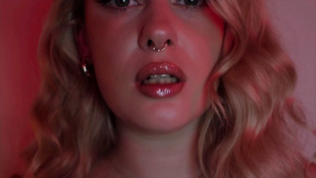 Goddess Lucie - Deepen Your Obsession - Lip Fetish Face Worship 00010