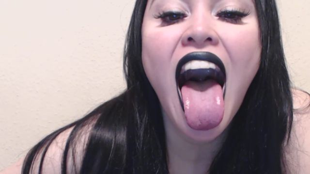 PrincessDi Lots of Sexy Sensual Kisses Black Lips 00014