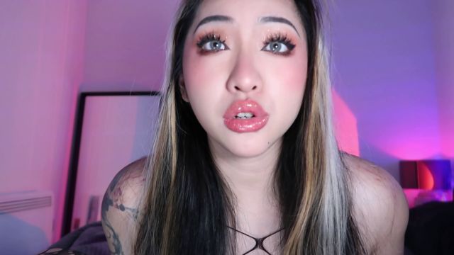 ClaudiaHon - All About My Lips 00015