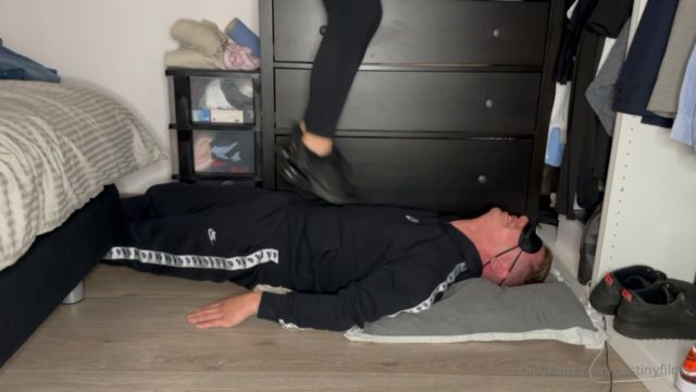 DestinyFilms - These Hot Temperatures Outside And These Well Worn Sneakers 00001