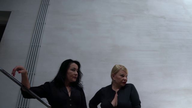 Domina Bizarre - Pony Training Special 1 - Lady Mercedes   Lady Pascal 00000