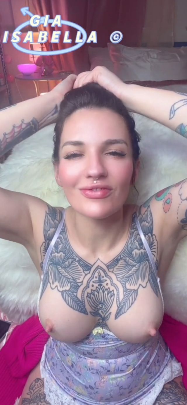 Gia Isabella - Hot Tattooed Babe Wants Your Cum On Her Face! 00012