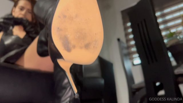 Goddess Kalinda - If You Look Up From The Ground I Will Whip You 00003