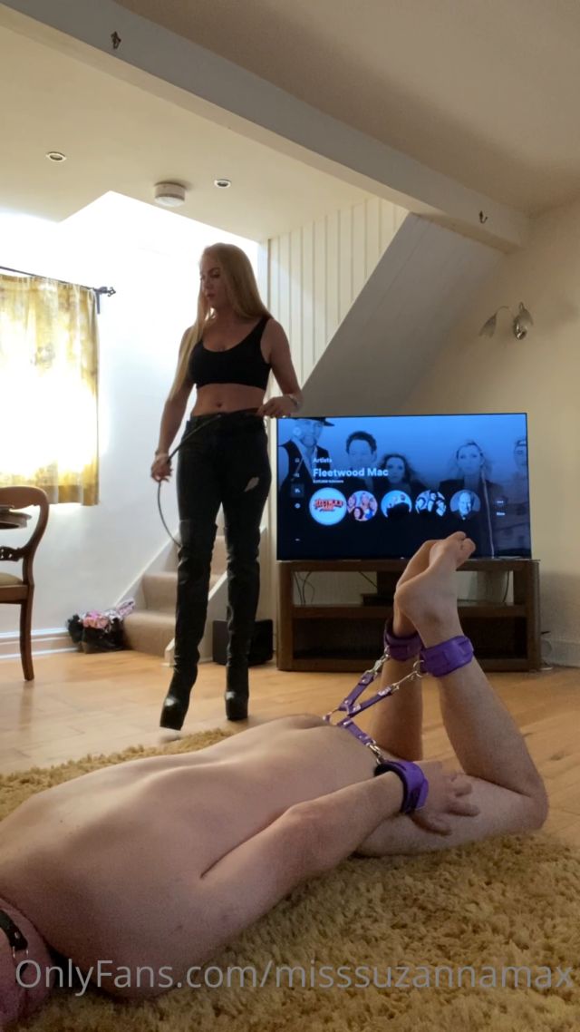 Miss Suzanna Maxwell - Let