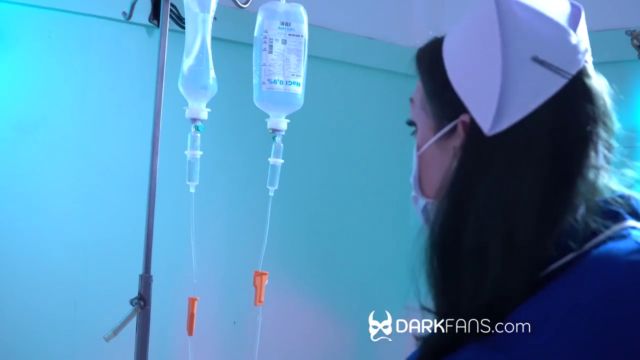 Mistress Bedlam - Scrotal Infusion - Setting Up The Drip 00015