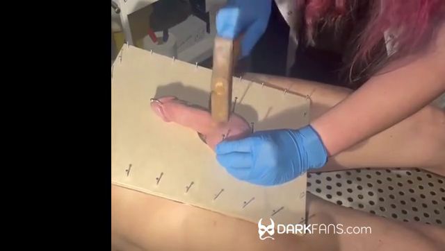 Sadic Sadie - It’s Hammer Time 00000 Sadic Sadie - It’s Hammer Time 00000