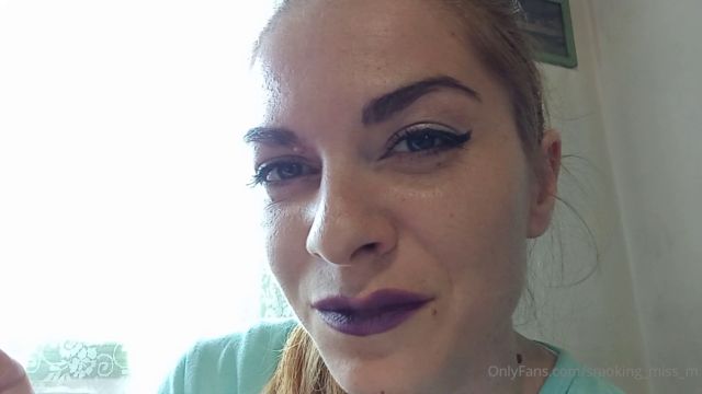 i Bet You Would Do Anything To Feel My Smoke – Smoking Miss m 00013