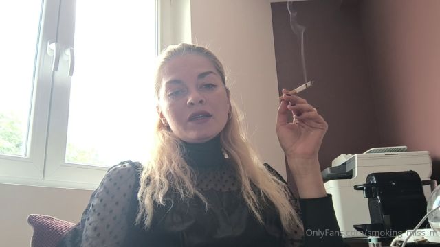 i Want You To Breath Into My Smoke – Smoking Miss m 00004
