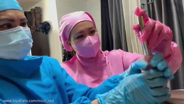 Mizzy Red - Mummified and Urethral Sounding 00014