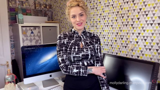 Molly Darling - Secretary blackmailed and pissed on 00004