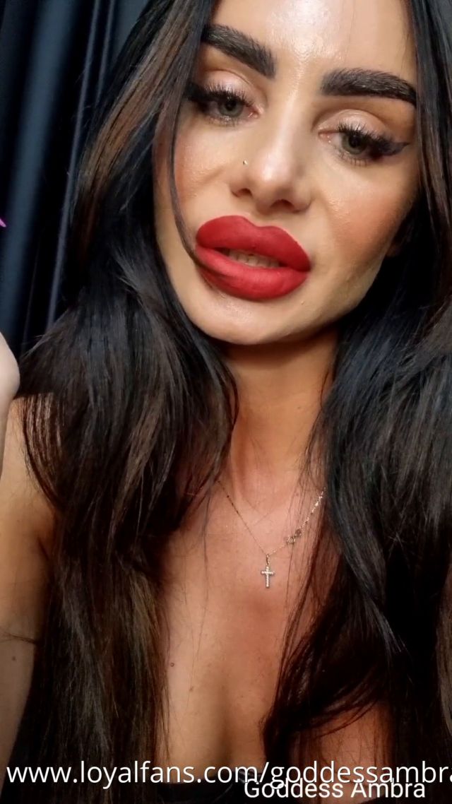 Whos My Good Little Ashtray – GODDESS AMBRA 00010