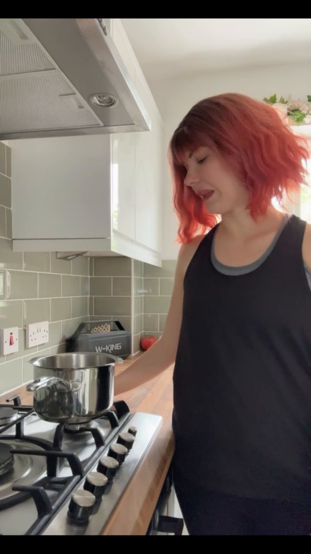 Yourhikerbabe - Crazy Ex Hires Woman Who Boils Your Chopped Off Penis 00014