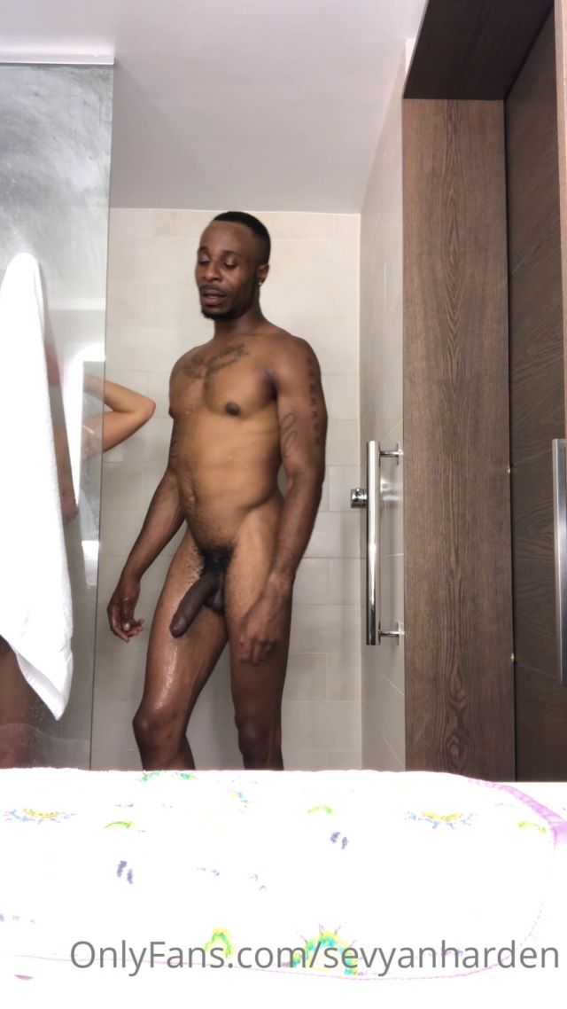 sevyanharden - 2020-08-13 After we fuck .. we go shower together and my third Leg is 00015