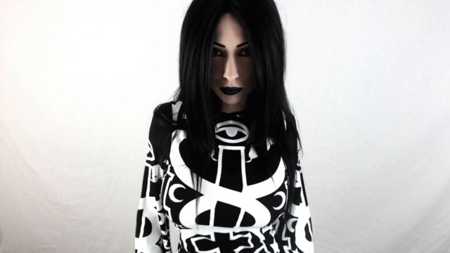 Emily Valentina - Rituals 00002