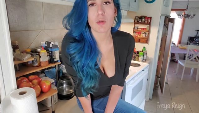 Freya Reign - You Really Want The Pie 00005