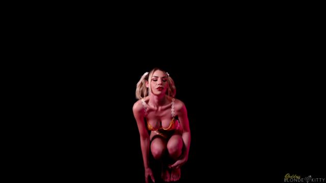 Goddess Blonde Kitty - GOONTOPIA 00014