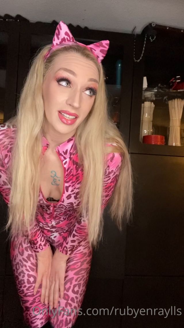 Ruby Enraylls - Mm... You Need A Little Spell Put On You 00002