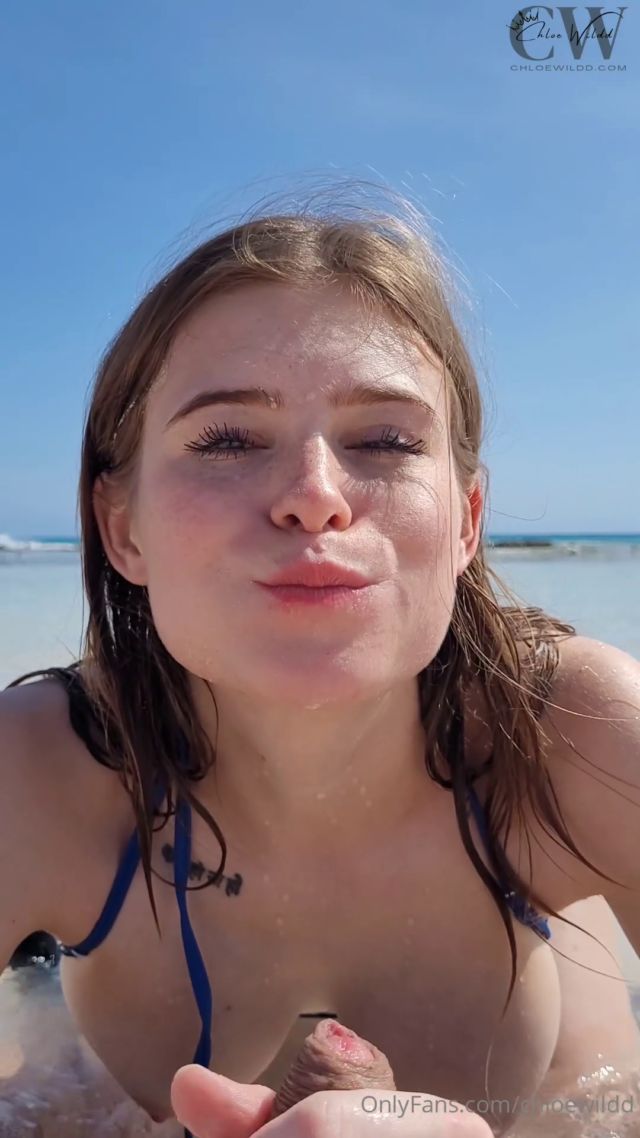 Chloe Wildd - Beach blowjob with cum swallow 00015