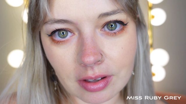 Miss Ruby Grey - Deep Drop Mesmerize 00015