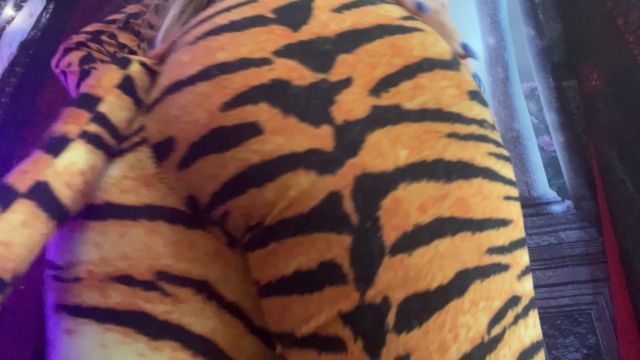 Petite Mercy - Roll the Dice - JOI GAME 00010