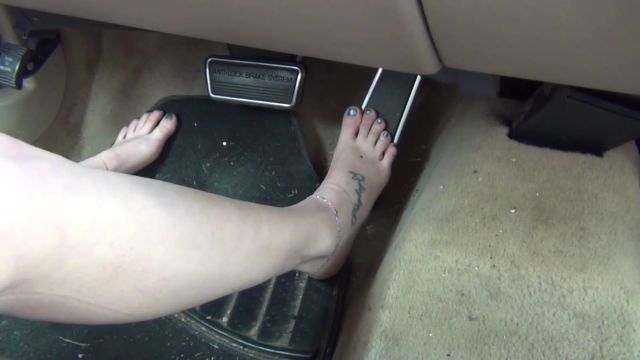 Sweet Southern Feet II - Beach Day Gone Wrong 00006