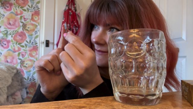 Yourhikerbabe - Belly Button Captive 00000