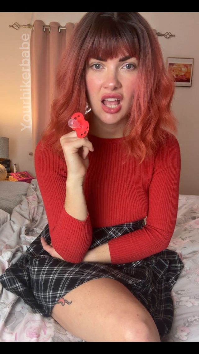 Yourhikerbabe - Exposed The Pacifier Loser