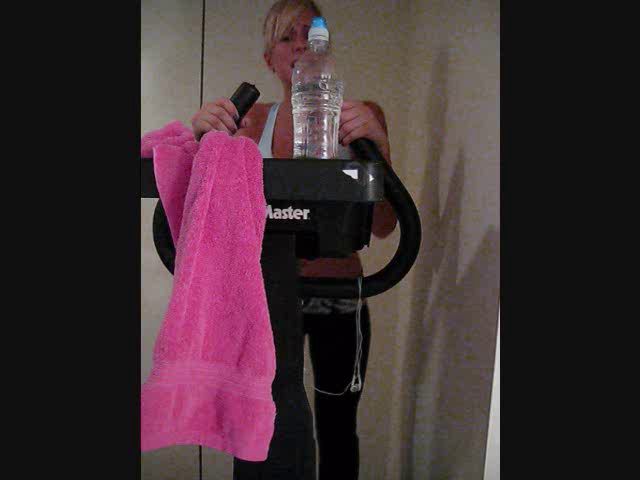 Bikini Blackmail Ballbust Lyne – So YouRe The Creepy Guy That Goes To The Gym Only To Check Out The Hot Chicks 00005