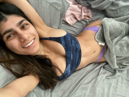 Mia Khalifa 94 Clips, Photos Pack