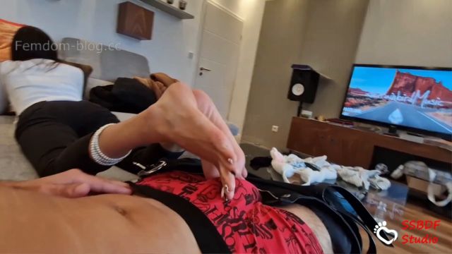 Mira Labelle Miras Blazing Hot Footjob Debut – Same Same But Different Footjobs 00001