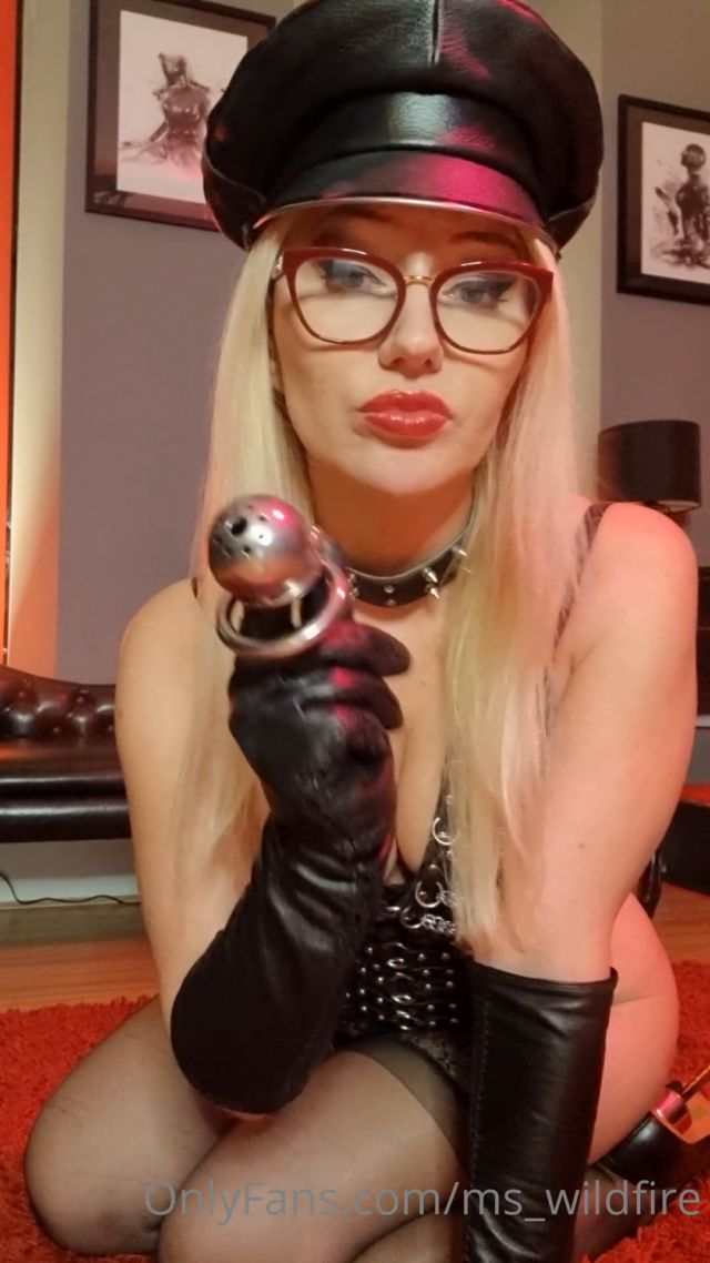 Mistress Alexandra Wildfire - For Those Of You That Are Late To The Locktober 00000