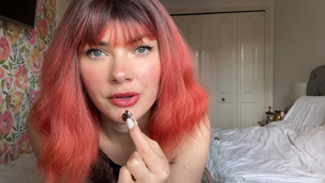 Yourhikerbabe - Locked and Helpless 00005