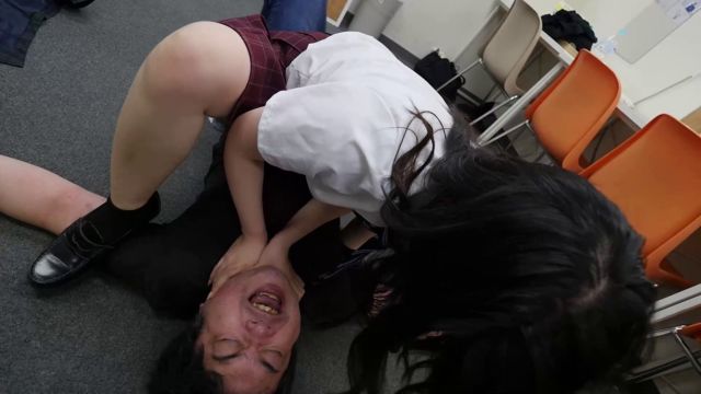 Faceslap Japan Super Hard - Cruel Neck Choke In The Waiting Room 00015