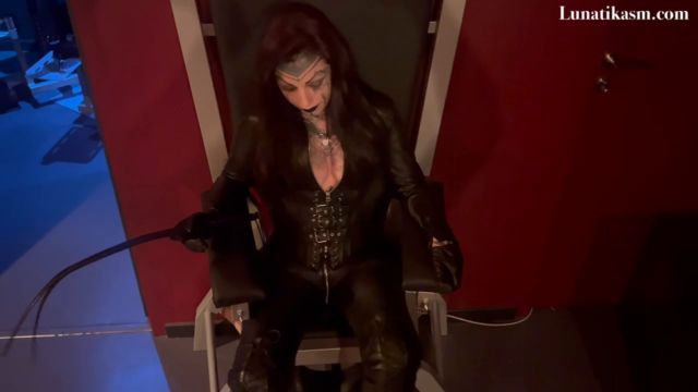 Mistress Lunatika - Leather Boots Worship 00005