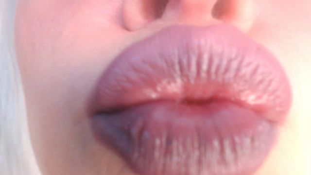 Petite Mercy - Blackout Kisses Lip Sniff 00003