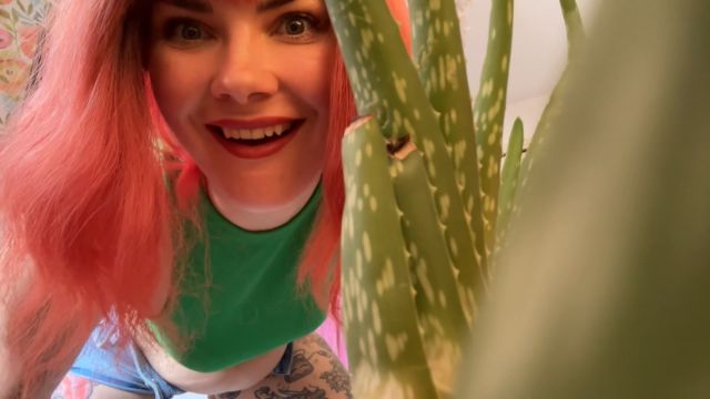 Yourhikerbabe - Vore Babysitter Eats EVERYONE 00007