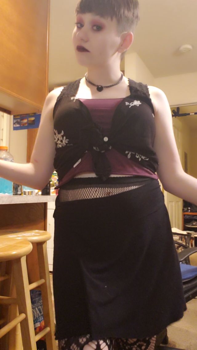 CurvyElvishGirl - Anal plug vibrating bullet squirt 00001