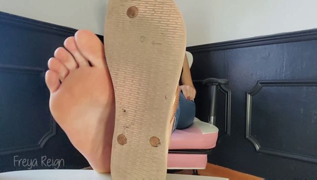 Freya Reign - Dirty Flip Flops and Begged For Feet 00007