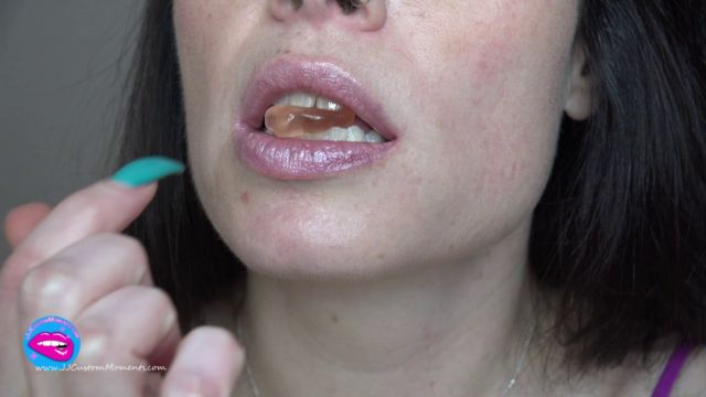 Jasmin Jai Studios - Giantess Eats Your Gummy Money 00003